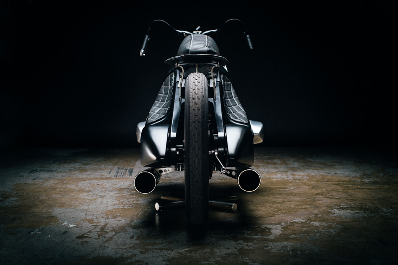 Illustration for article titled This Gorgeous Custom BMW Landspeeder Will Help You Forget It's Monday